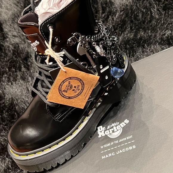 Marc Jacobs X Dr. Marten - Picture 3 of 10